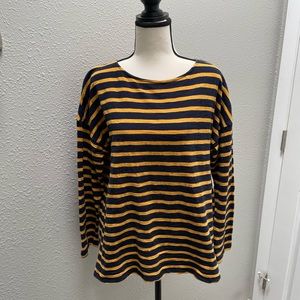 ❤️‍🔥3/$27❤️‍🔥L.O.G.G sold by H&M Navy/Gold Striped 3/4 Sleeve Top - Size L - EUC